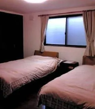 Guest House Yamato Kyōto 0*,